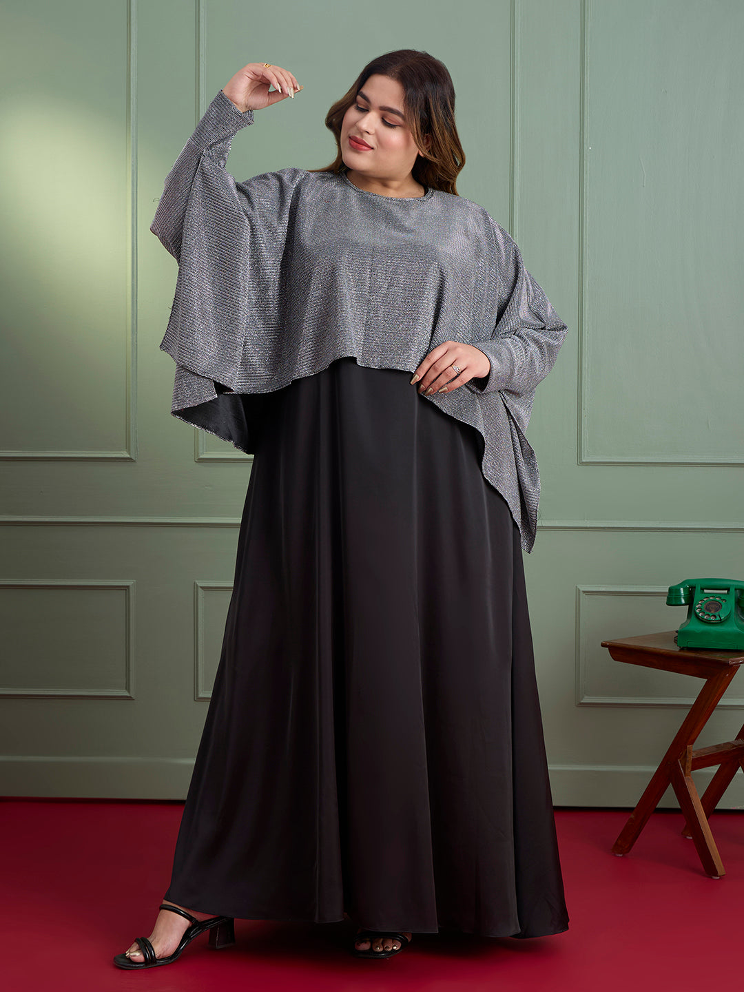 MIDNIGHT SHIMMER GOWN