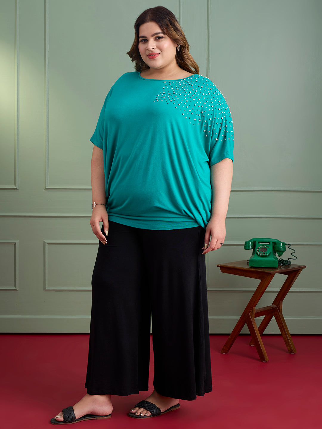 CRYSTAL WAVE EMBELLISHED TOP