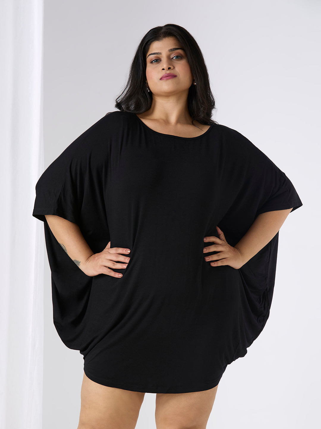 AURA KAFTAN TOP - BLACK