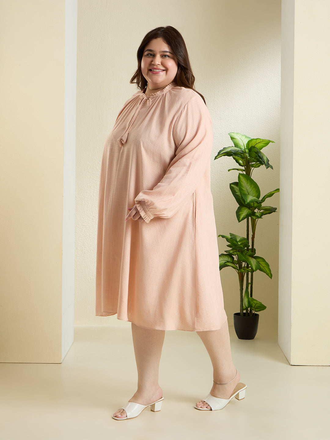 PEACHY FRILL LINEN DRESS