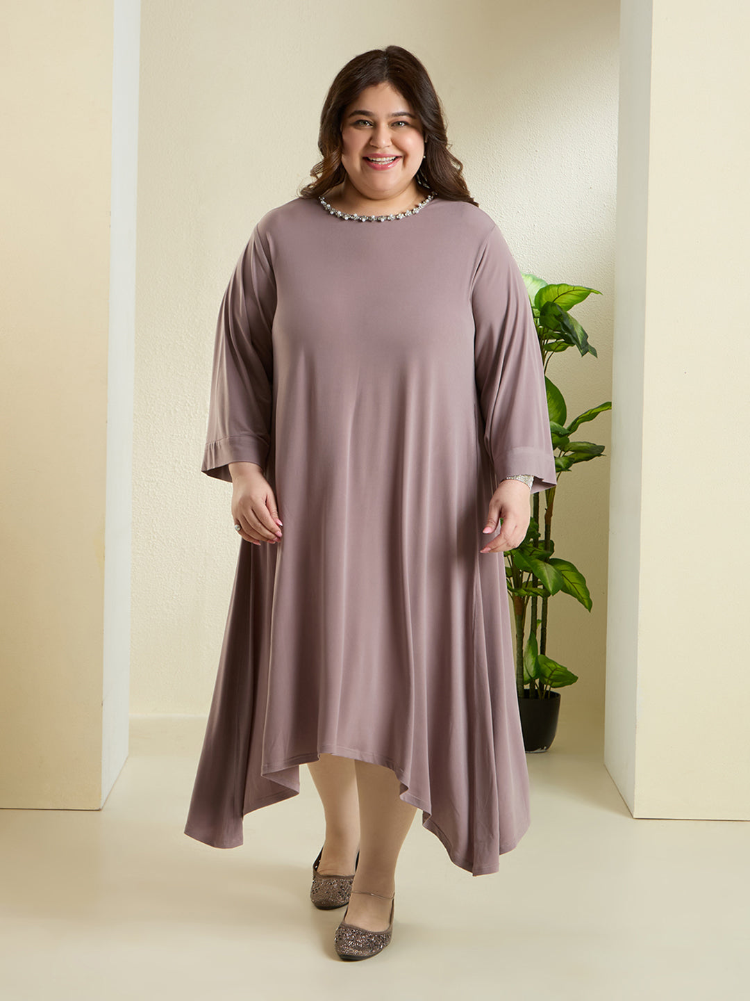 NORA STATEMENT DRESS - TAUPE
