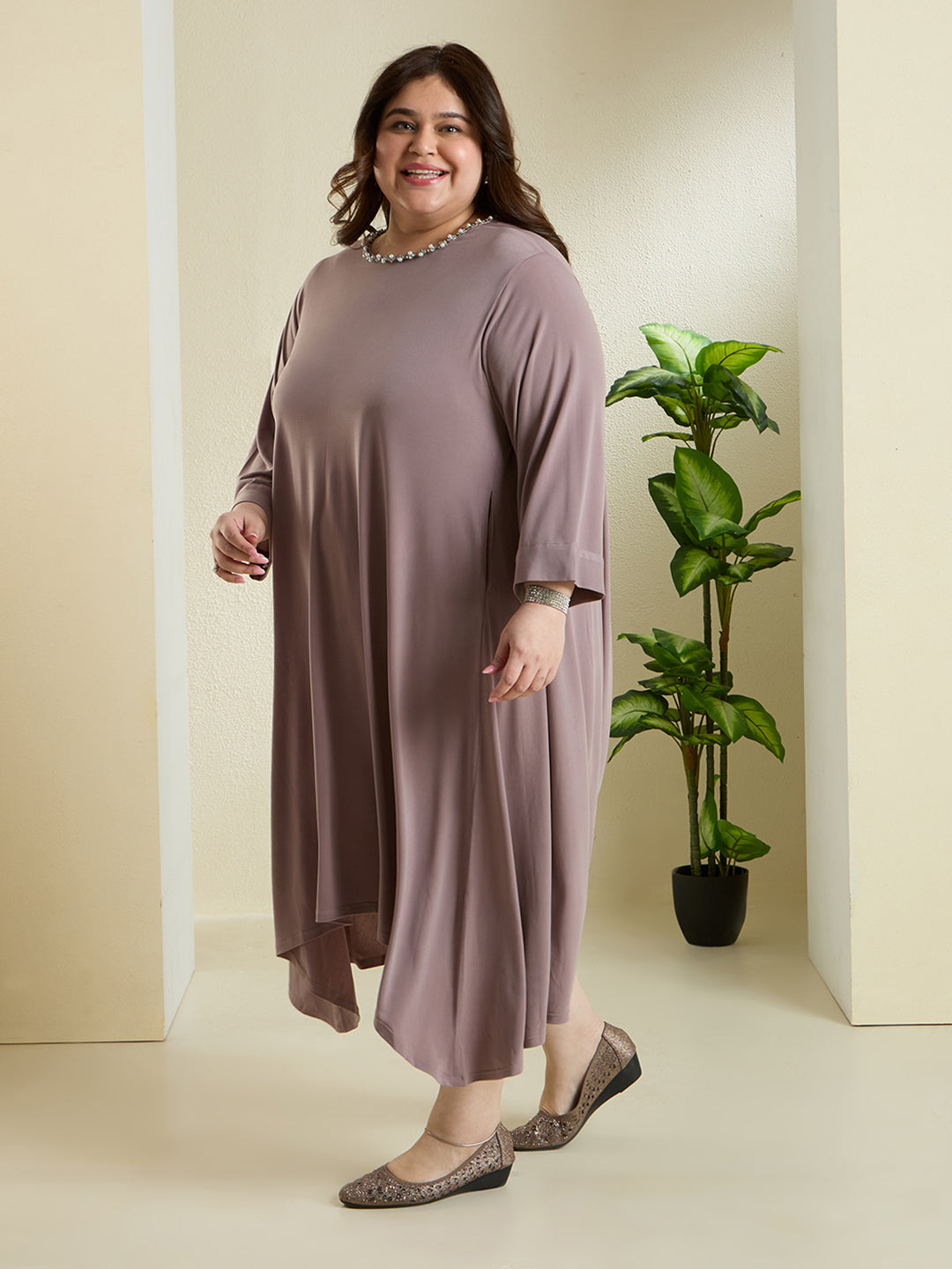 NORA STATEMENT DRESS - TAUPE