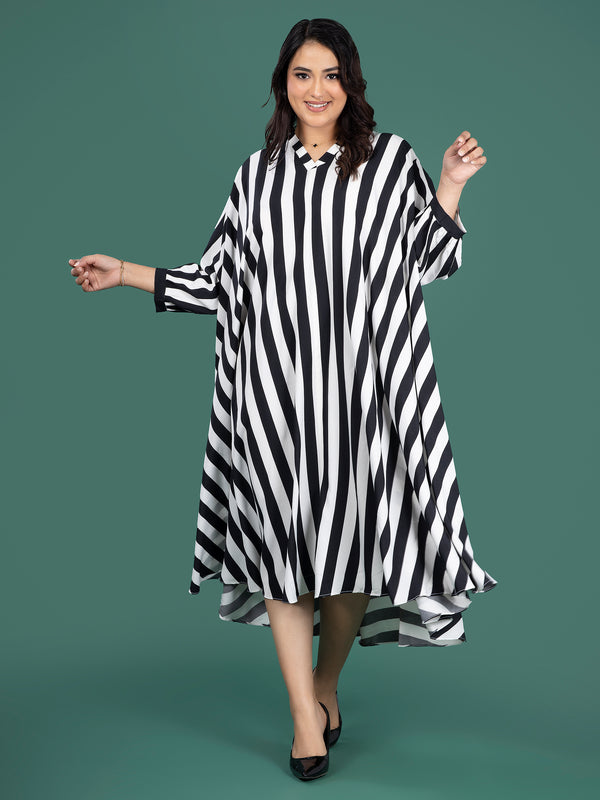 MONO STRIPE FLOW DRESS